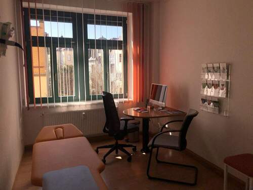 Behandlungsraum.jpg - 