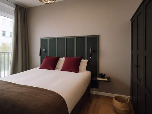 Bedroom - 