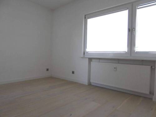 Arbeitszimmer... - 