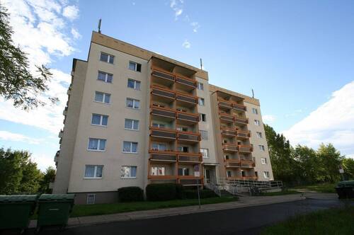 Hausansicht - Wohntraum auf kleinem Raum- Einraumwohnung mit Balkon!