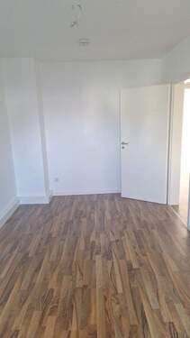 WhatsApp Image 2025-10-18 at 12.41.43 (2).jpeg - 