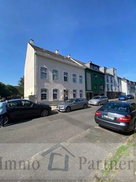 IMG_1283 - 9 Zimmer Mehrfamilienhaus, Wohnhaus in Düsseldorf / Hassels