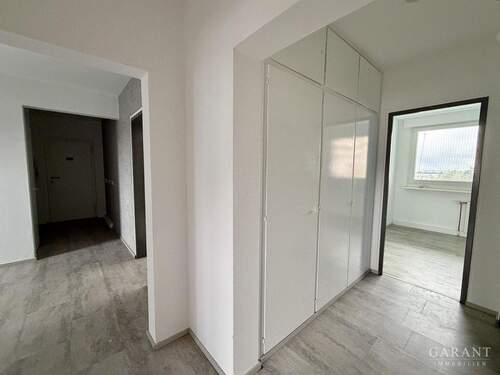 Flur - 3 Zimmer Etagenwohnung in Darmstadt