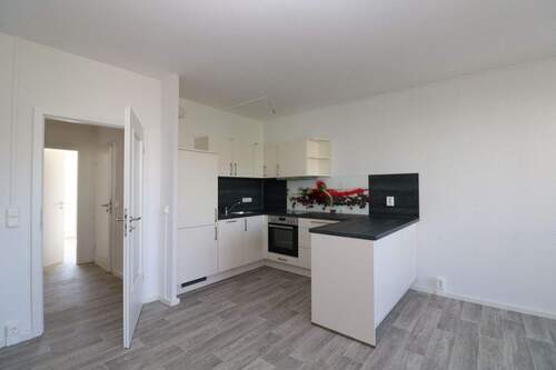 Beispiel Küche - 2 Zimmer Etagenwohnung zur Miete in Freiberg