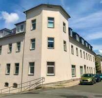 Großzügige 4-Raum-Wohnung mit saniertem Tageslichtbad und neuen Fubo-Belägen in ruhiger aber zentraler Lage von Annaberg - Annaberg-Buchholz