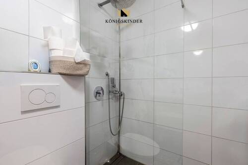 Bad mit Dusche ( 1. OG ) - 