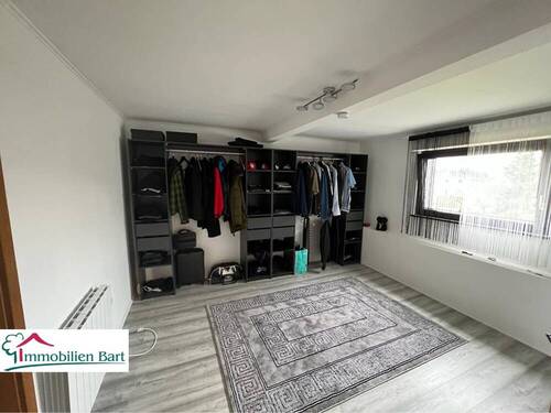 Ankleide / Schlafzimmer - 