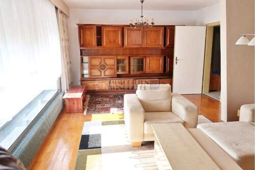 Ansicht - 6 Zimmer Doppelhaushälfte in Regensburg