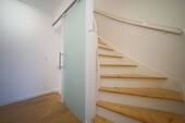 Treppe zum Dachgeschoss - 