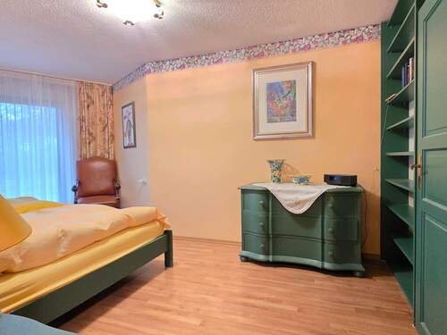 Schlafzimmer im UG - 