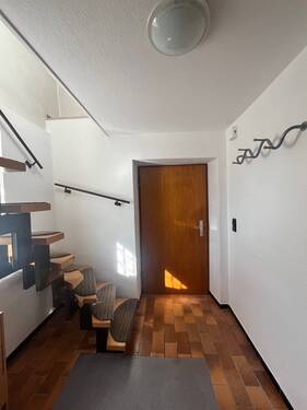 Wo 2 Eingang Treppe.jpg - 