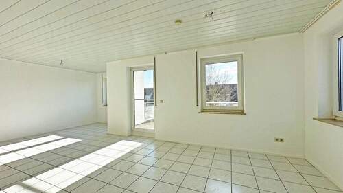 Wohn-/Essbereich - 3 Zimmer Etagenwohnung in Hohenstein / Bernloch