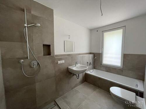 Bad - Etagenwohnung mit 109,00 m² in Weinsberg zum Kaufen