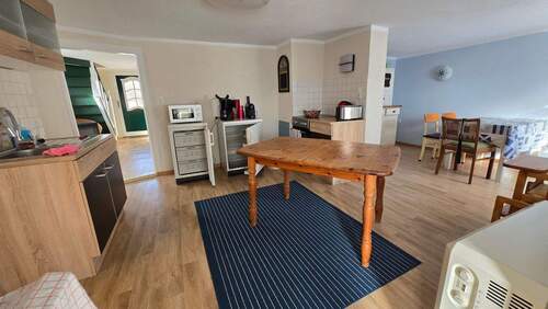 Eingangsbereich EG, Flur zur Küche und Essbereich.jpg - 