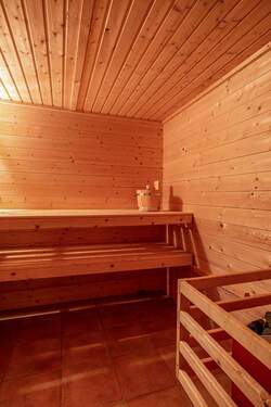 Sauna im UG - 