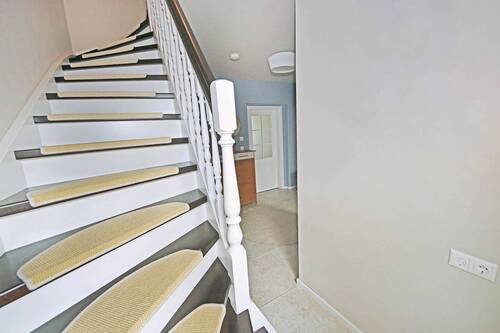 Treppe vom EG zum DG - 