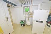 Heizungsanlage im Keller - 