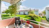 Bild 1 - Charmante 4-Zimmer-Wohnung mit Balkon ins Grüne - ideal für Paare, Familien oder Homeoffice!