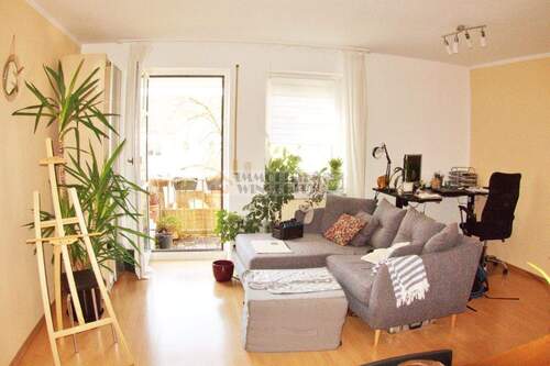 Ansicht - Attraktive 2 Zimmer Wohnung mit Südbalkon im Stadtsüden inklusive TG-Stellplatz