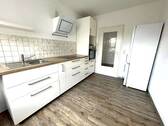 Küche mit EBK - Etagenwohnung mit 73,50 m² in Birkenfeld zum Kaufen