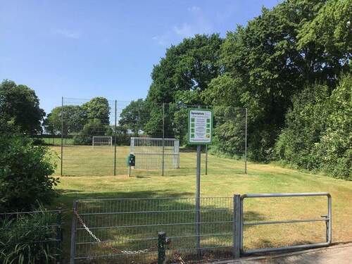 Spiel-und Bolzpltz in der Nähe - 