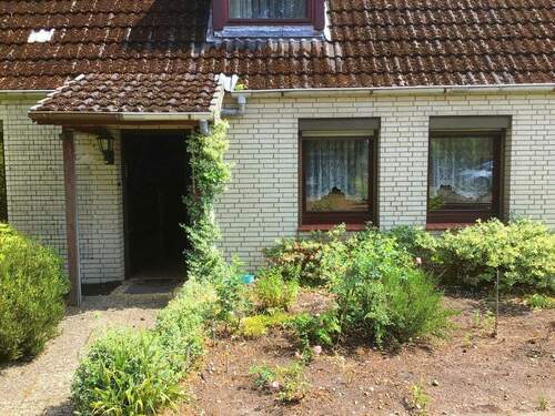 Hauseingangsbereich - Doppelhaushälfte mit 97,00 m&sup2; in Rellingen / Egenbüttel zum Kaufen