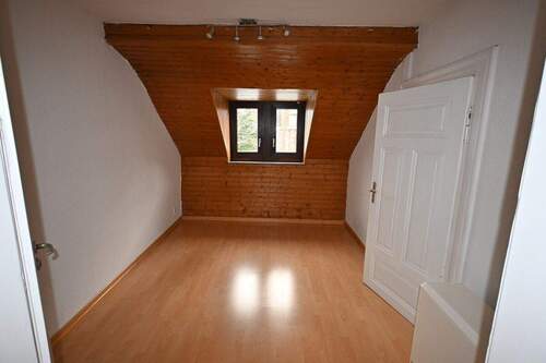 Wohnung 2. Etage - 9 Zimmer Mehrfamilienhaus, Wohnhaus zum Kaufen in Sulzbach/Saar / Altenwald (Saar)