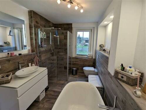 Obergeschoss - Bad - 