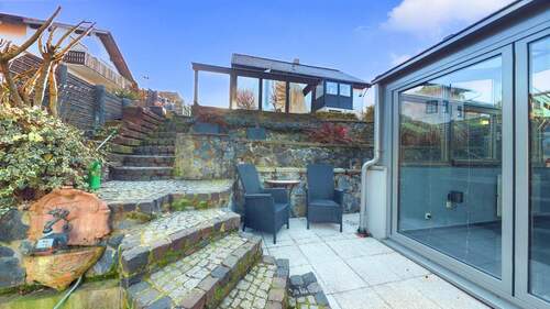 Terrasse zur 2. Ebene - 