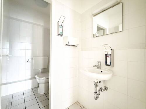 WC - 