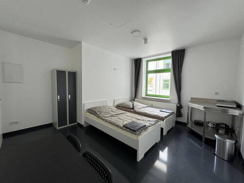 Bild 2 - Mehrfamilienhaus, Wohnhaus zum Kaufen in Halle