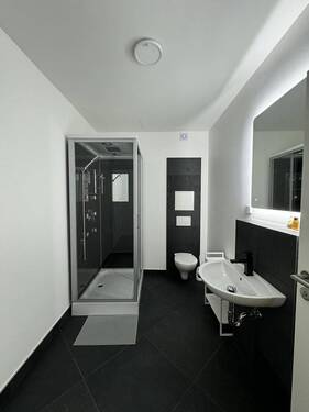 Bild 3 - Mehrfamilienhaus, Wohnhaus in Halle