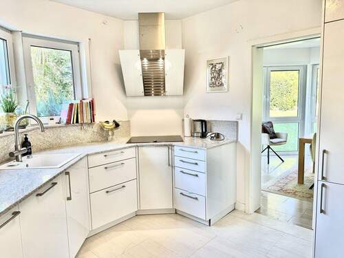 Bild 2 - 6 Zimmer Einfamilienhaus zum Kaufen in Karlsruhe