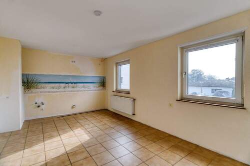 Helle Küche oder Schlafzimmer im OG - 