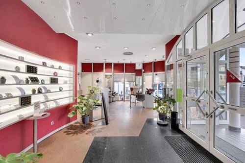 Ladengeschäft im EG - Gewerbeobjekt (Büro, Produktion, Verkauf) zum Kaufen in Halver