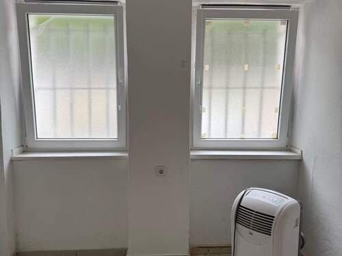 Hinterer Raum mit Trockenbauwänden - 