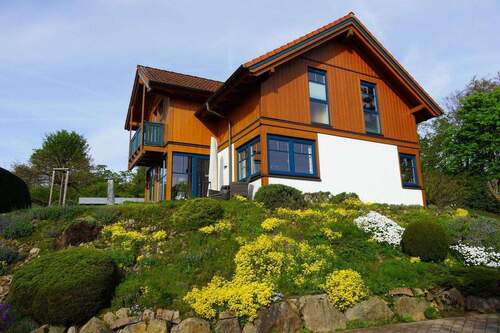 Stadthaus im Grünen - Traumhaus am grünen Stadtrand - 725.000,00&nbsp;EUR Kaufpreis, ca.&nbsp; 180,00&nbsp;m&sup2;&nbsp;Wohnfl&auml;che