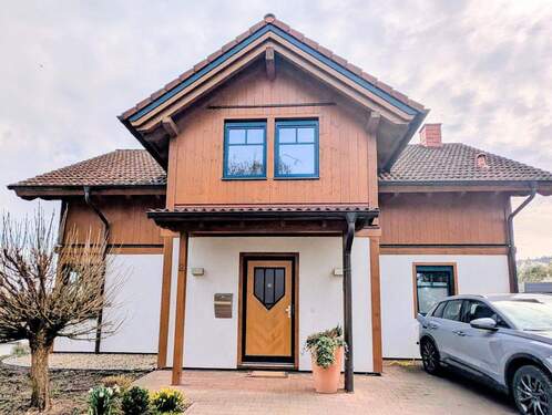 Hausansicht Eingang - 