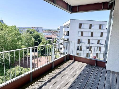 Balkon - 3 Zimmer Etagenwohnung zum Kaufen in Kaiserslautern