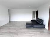 Wohnzimmer - Etagenwohnung mit 100,80 m² in Kaiserslautern zum Kaufen
