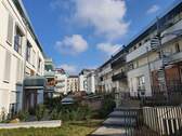 Anlage - Moderne und großzügige 2-Raum-Wohnung mit Balkon in zweiter Reihe sucht Sie als neuen Mieter !