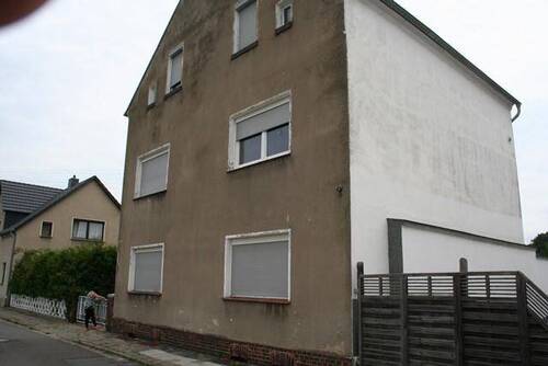 Straßenansicht - Mehrfamilienhaus, Wohnhaus zum Kaufen in Bad Liebenwerda