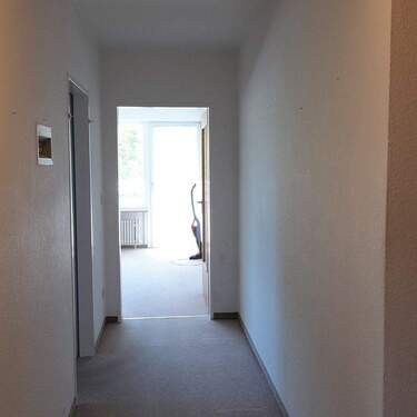 Flur - Etagenwohnung mit 60,00 m&sup2; in Bad Reichenhall zur Miete