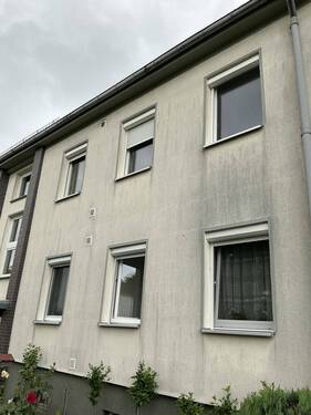 Außenansicht - 3 Zimmer Etagenwohnung zum Kaufen in Bitterfeld-Wolfen