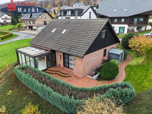 Einfamilienhaus - 4 Zimmer Einfamilienhaus in Lübbecke