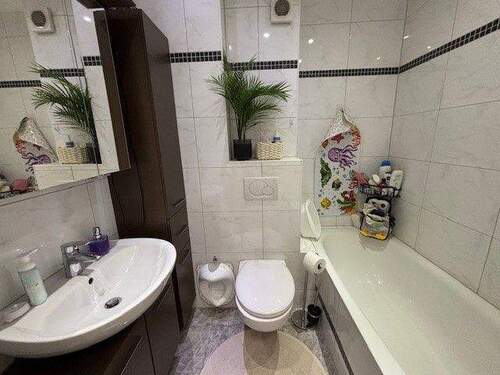 Badezimmer - 3 Zimmer Reihenendhaus in Mönchengladbach