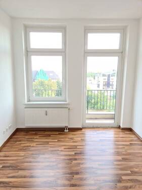 Wohnzimmer - 2 Zimmer Etagenwohnung in Magdeburg