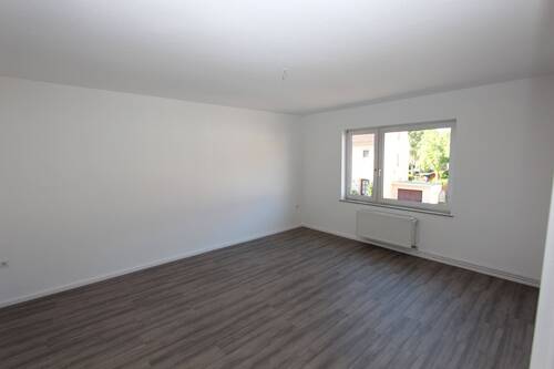 Wohnzimmer - Mehrfamilienhaus, Wohnhaus mit 442,00 m² in Bremen zum Kaufen