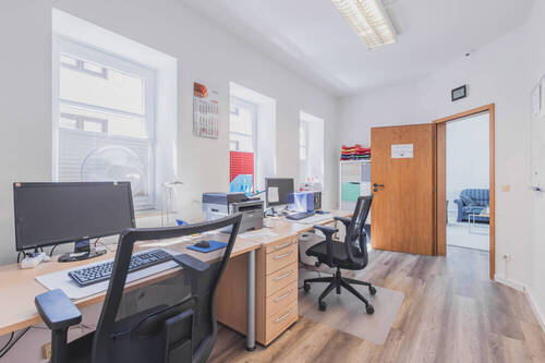 Büro / Lager - 