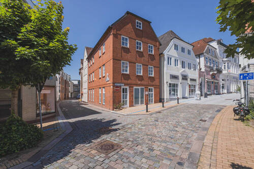 Titelbild - Attraktive Gewerbefläche mit verschiedensten Nutzungsmöglichkeiten am Altstädter Markt in Rendsburg